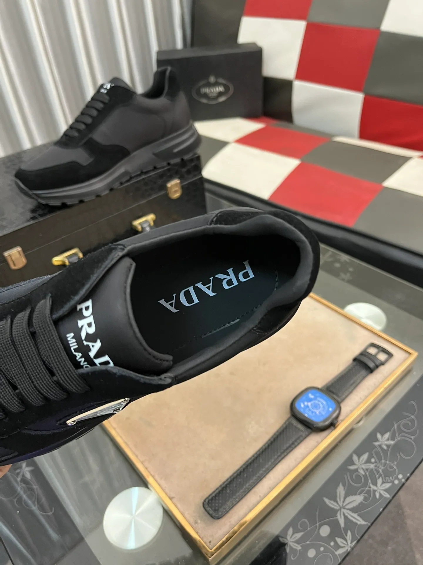 Men's shoes 💰540⌚️⌚️【PRADA】Prada - High-end quality casual sports shoes - Upper: calfskin shoe body with branded metal fasteners, - Inner lining: breathable leather lining - Outsole: ultra-light TPU foam·rubber; molded outsole -Super high quality control·Fine workmanship: highlighted (high-end·luxury·grade) -Size: 38-444️⃣Colors available